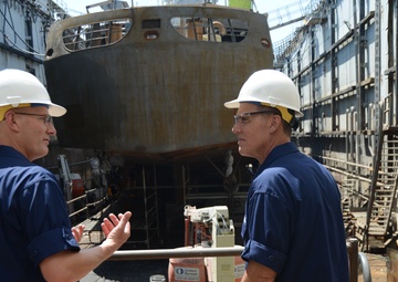 USCG Rear Adm. Heinz visits Coast Guard Yard