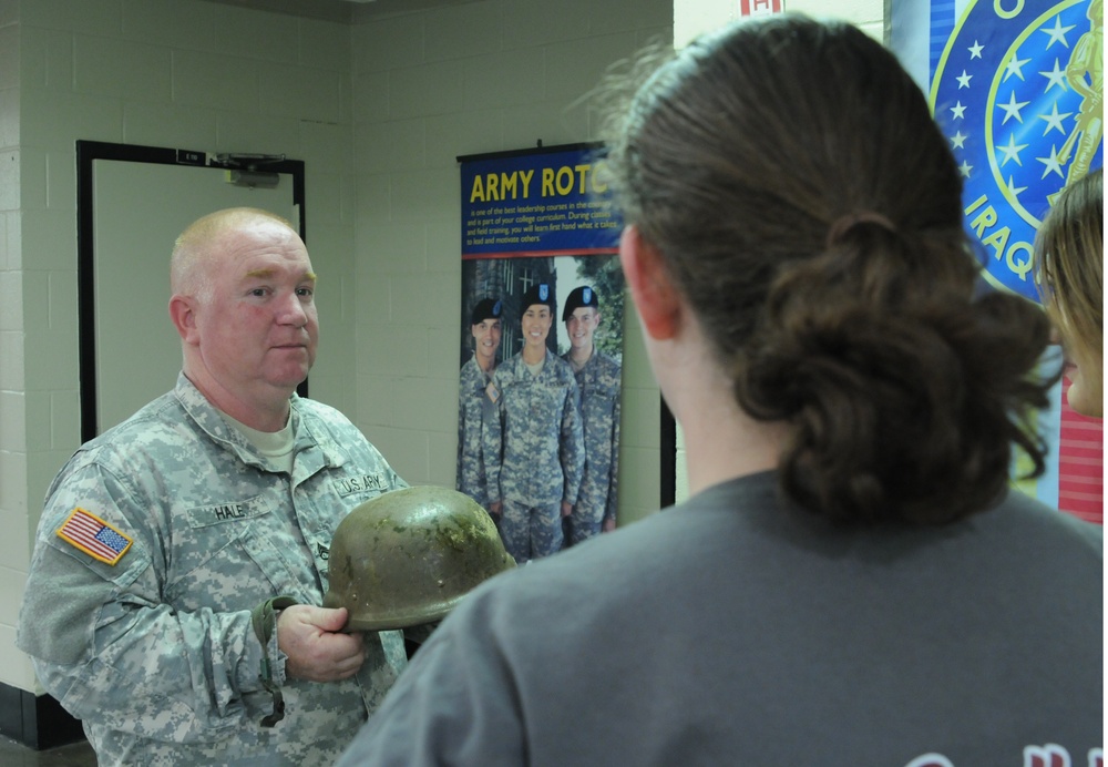 Mississippi Recruits receive training before Basic