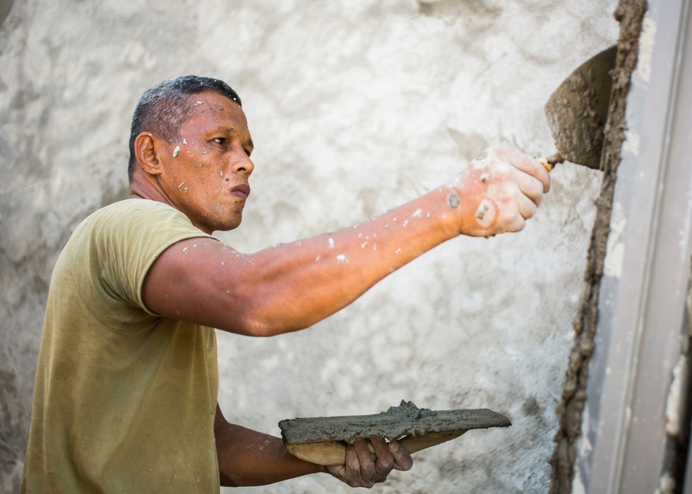 Philippine, Australian, and U.S. Forces continue to build shoulder-to-shoulder