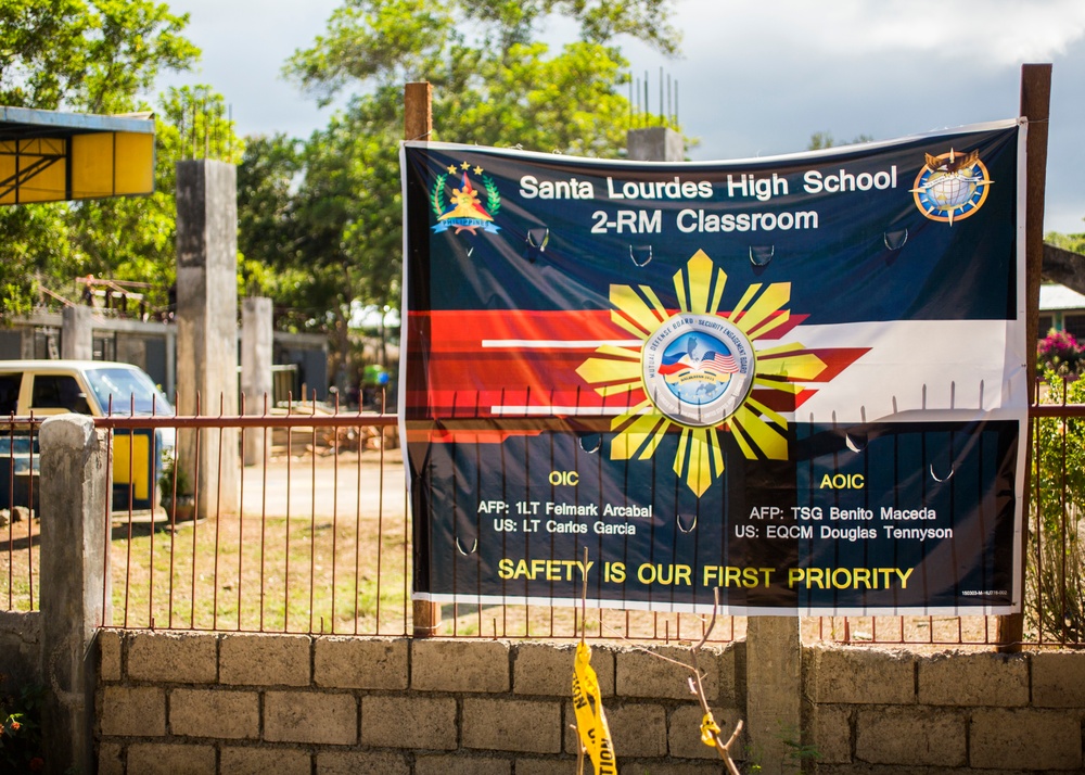 Philippine, Australian, and U.S. Forces continue to build shoulder-to-shoulder