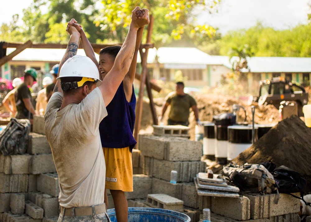 Philippine, Australian, and U.S. Forces continue to build shoulder-to-shoulder