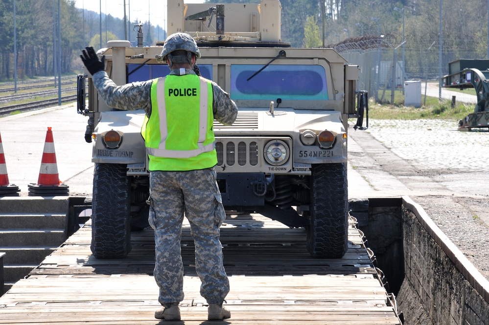 554th MP Company Railhead Training