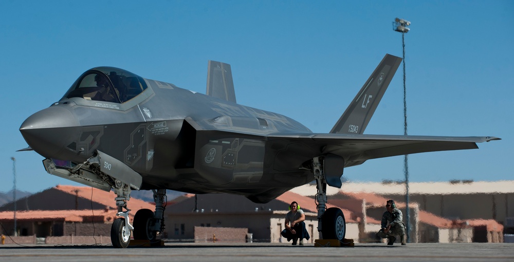 Luke Lightning strikes at Nellis