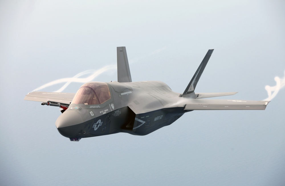 DVIDS - Images - JSF pilots practice refuels, hone vital capability ...