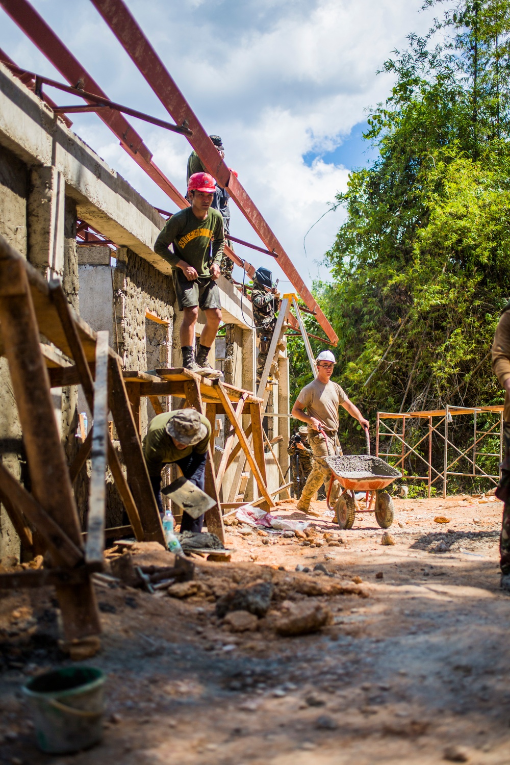 Philippine and U.S. Forces Build a Better Tomorrow