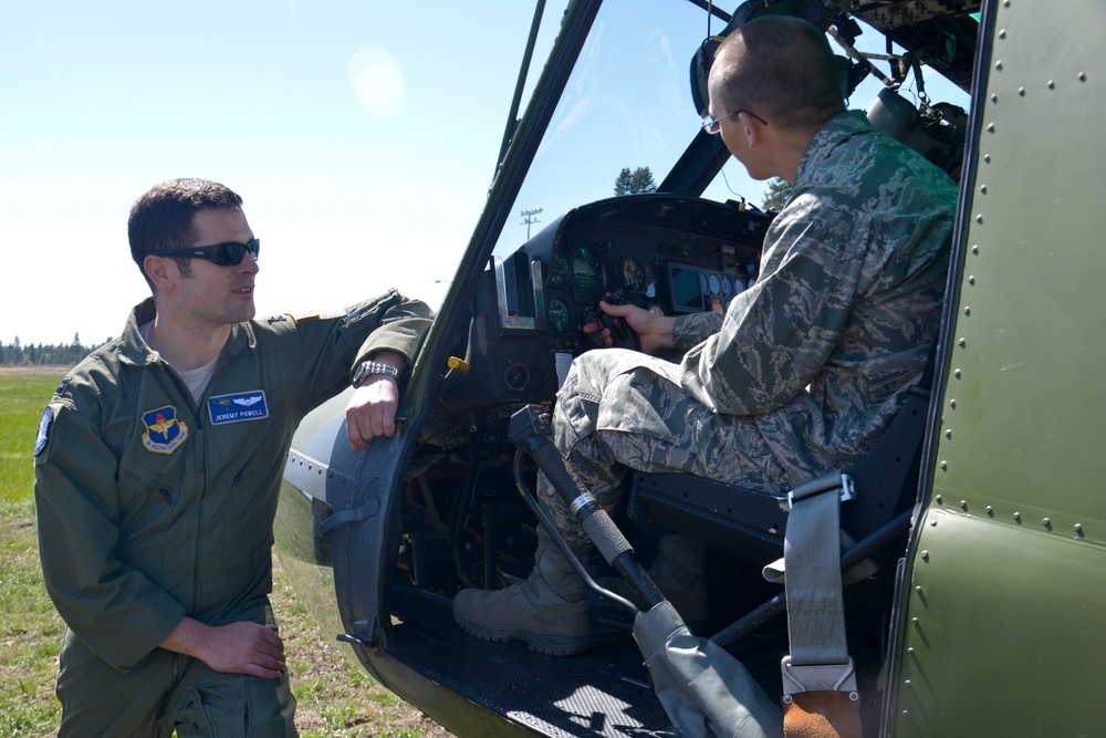 Future AF leaders get glimpse of Fairchild mission first-hand