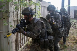 Bilateral exercise culminates with interoperability assault