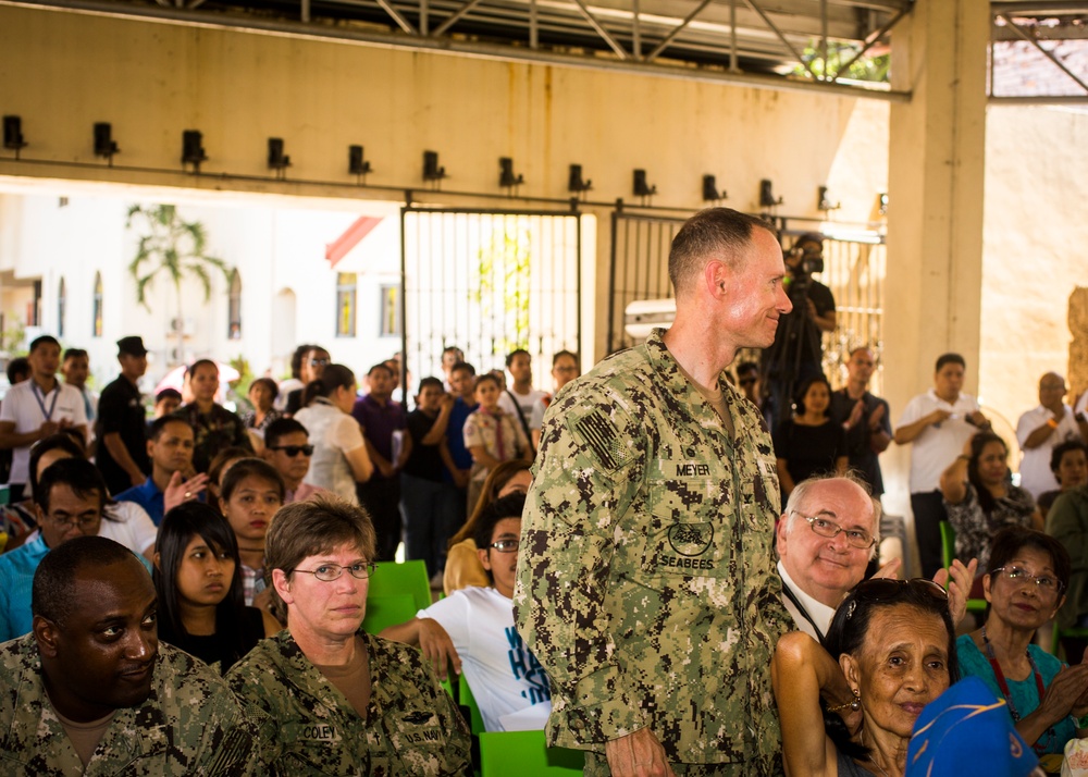 Philippine and US military members commemorate the 70th anniversary of the Liberation of Palawan