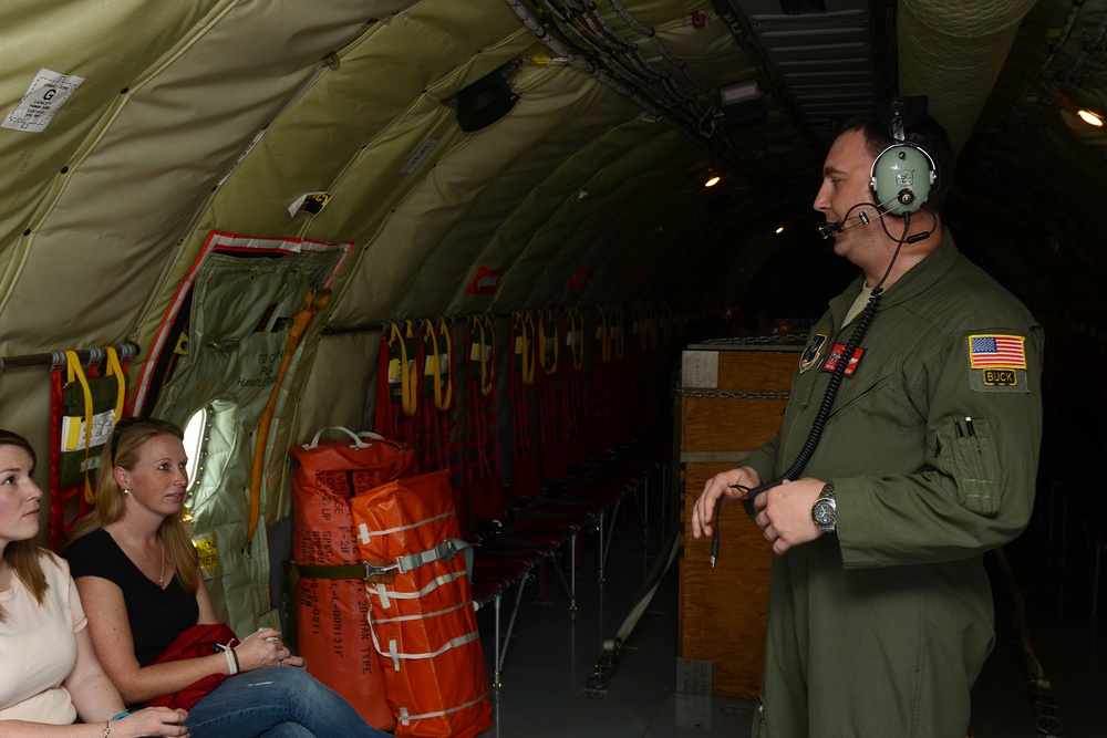 KC-135 aerial refueling