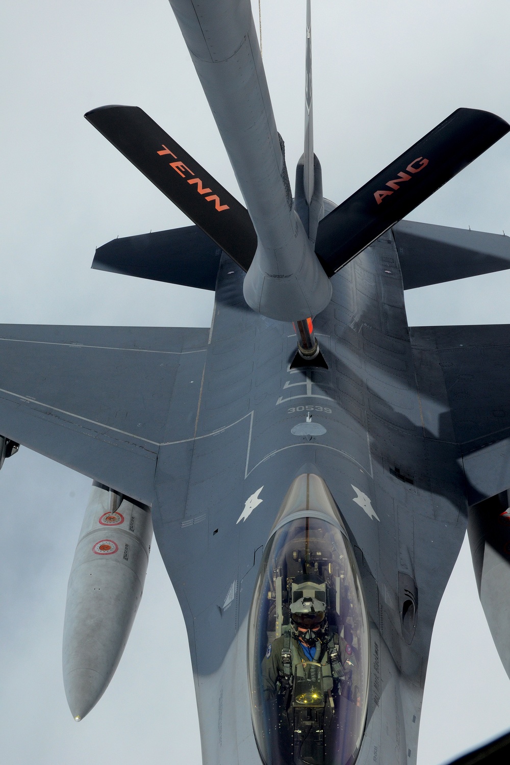 KC-135 aerial refueling