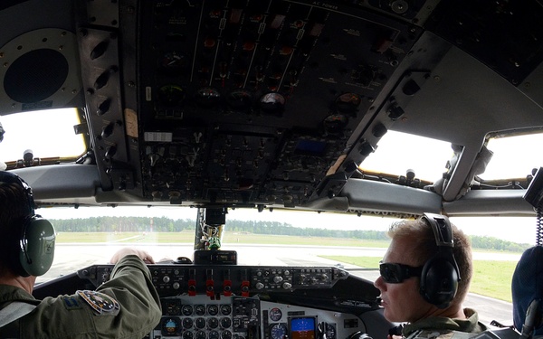 KC-135 Refueling Operations 2015