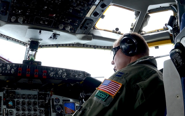 KC-135 Refueling Operations 2015