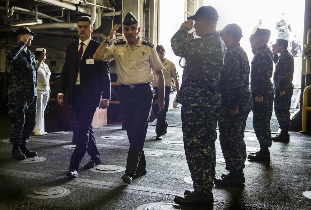 RPPB visits USS Kearsarge LHD 3