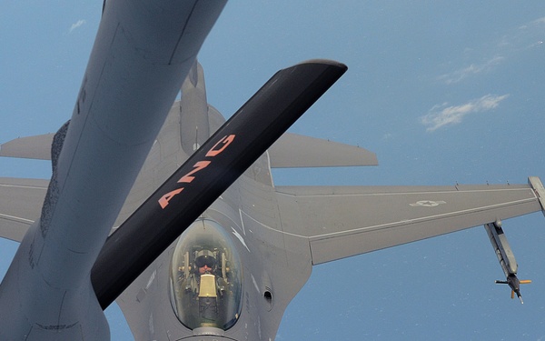 KC-135 Refueling Operations 2015