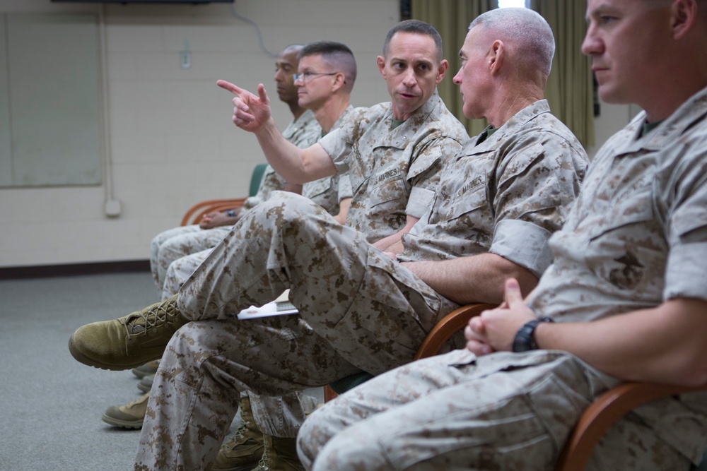 Commanding General, 2nd Marine Division visits Infantry Small Unit Leader Course, School of Infantry-East