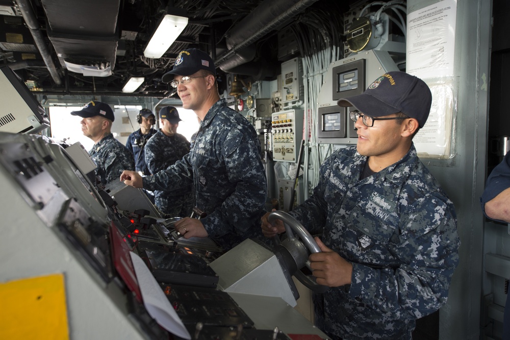 USS Champion minesweeping exercises