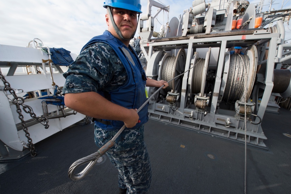 USS Champion minesweeping evolutions