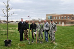 Army Reserve community plants trees for Earth Day