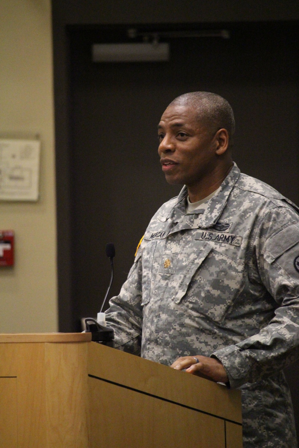 81st Regional Support Command Headquarters and Headquarters Company welcomes a new commander