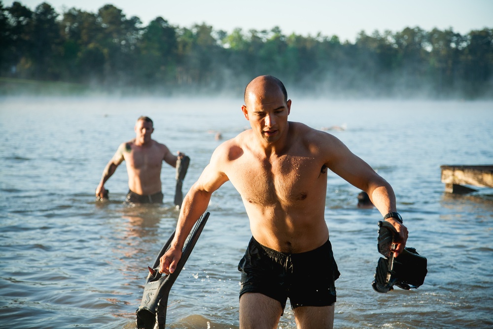 US, Chile Marines conduct circuit training