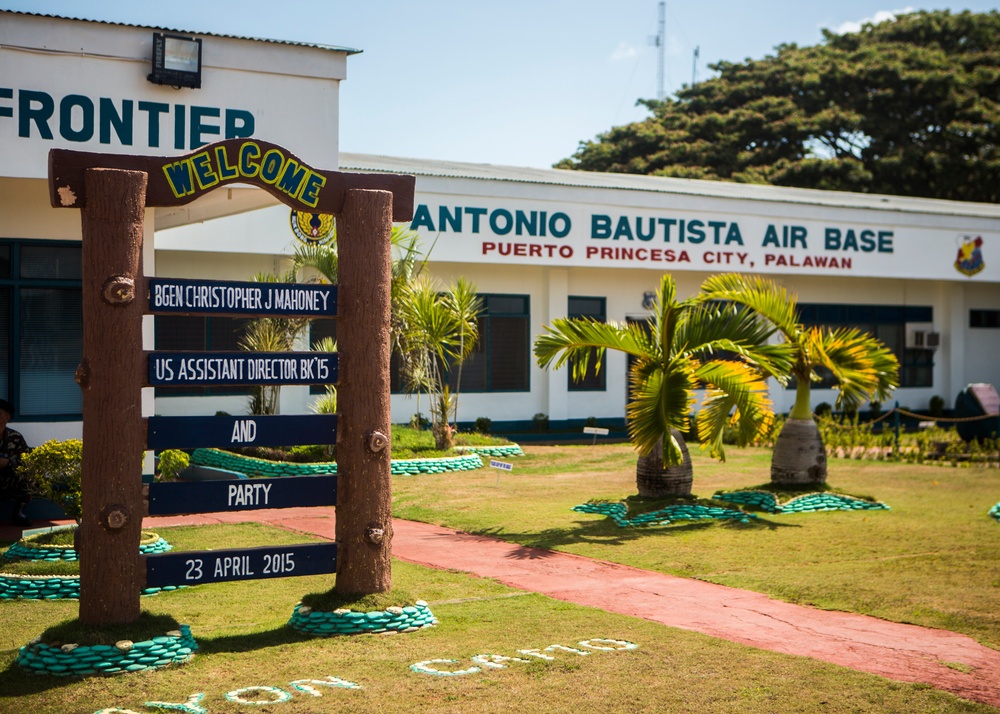 Brig. Gen. Mahoney visits the island of Palawan for Balikatan