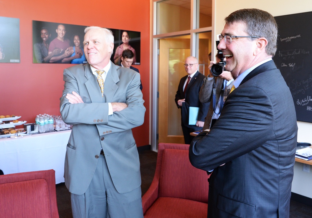 Secretary of Defense Ash Carter meets with with Dr. John Hennessey president of Stanford