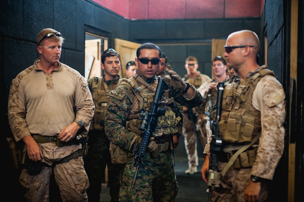 Marine CQB training exchange in Mississippi