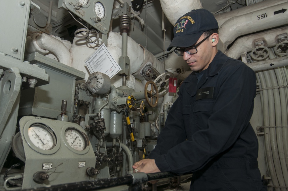 USS Bonhomme Richard: BHR Sailors at work