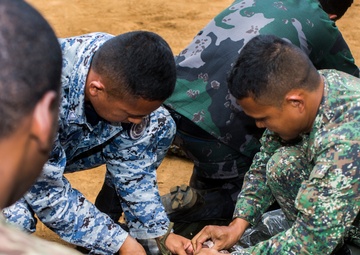 Philippine and U.S. Forces conduct Combat Casualty training