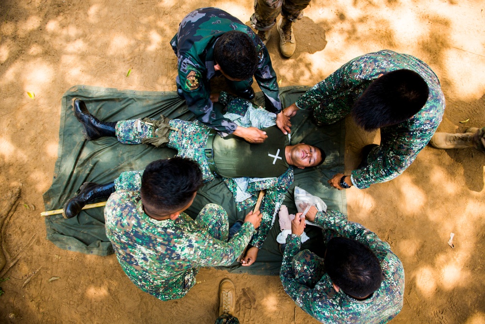 Philippine and U.S. Forces conduct Combat Casualty training