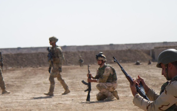 IA soldiers load up for exercise