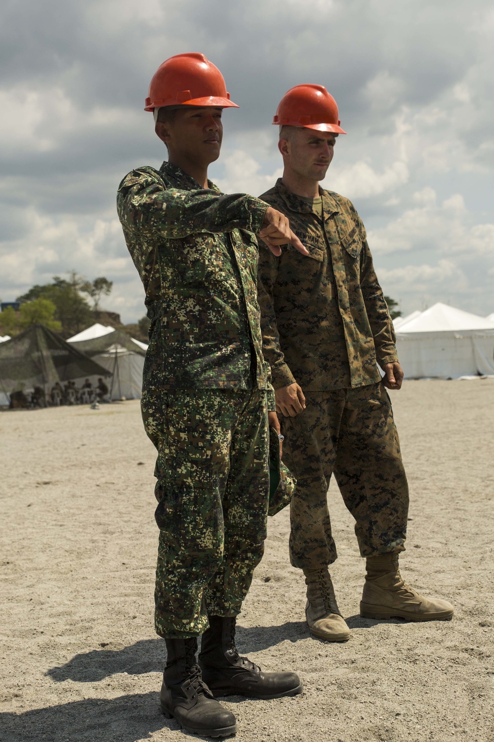 Philippine, U.S. Marines develop logistical prowess