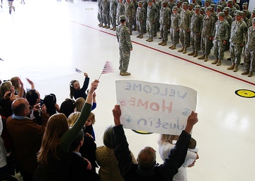 34th Combat Aviation Brigade Soldiers return to Minnesota