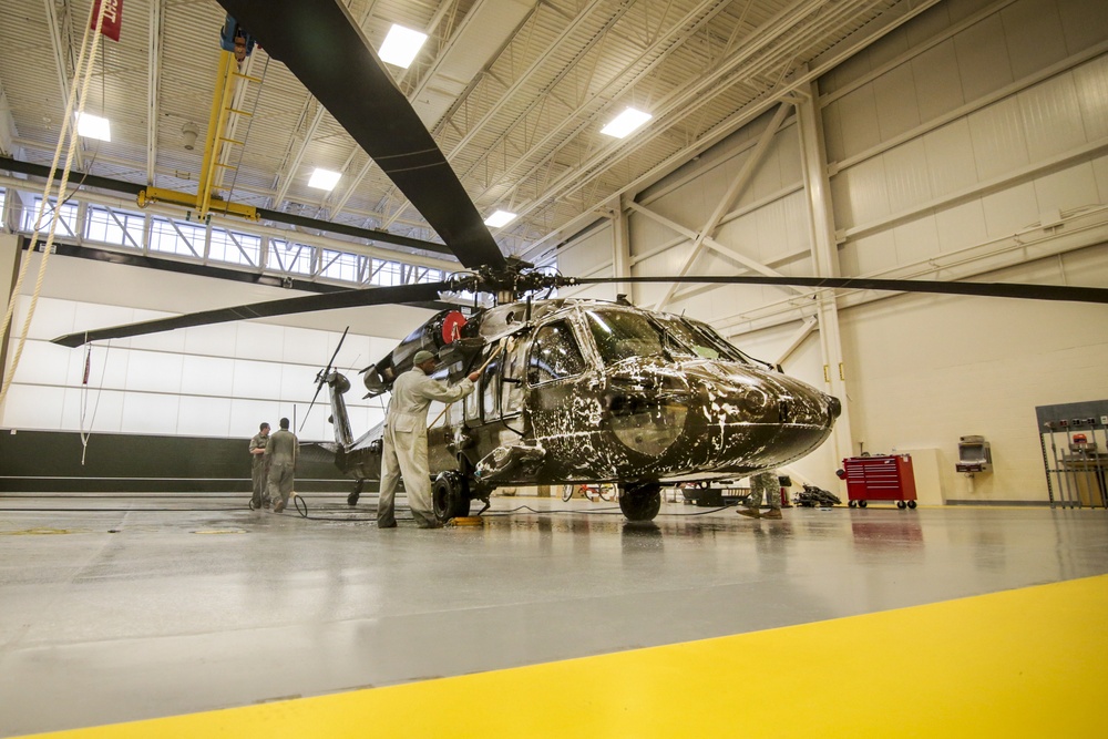 NJ Army Guard Black Hawk maintenance