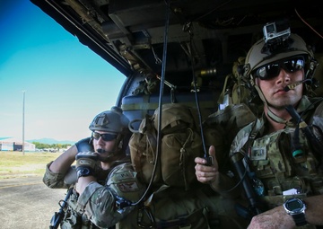 US, Philippine Airmen train to rescue comrades