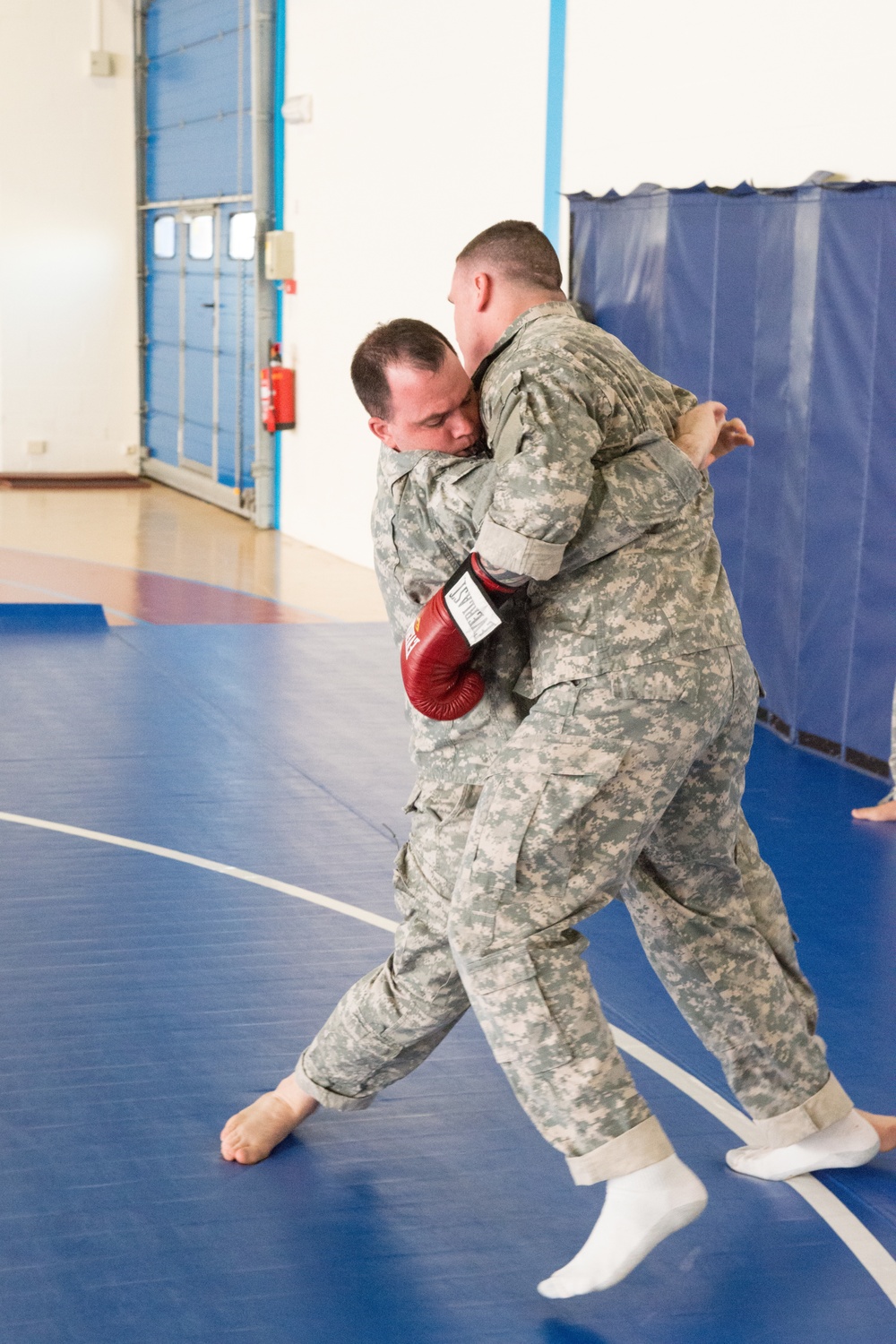 Clinch Drill Basic Combatives Level I, option 3