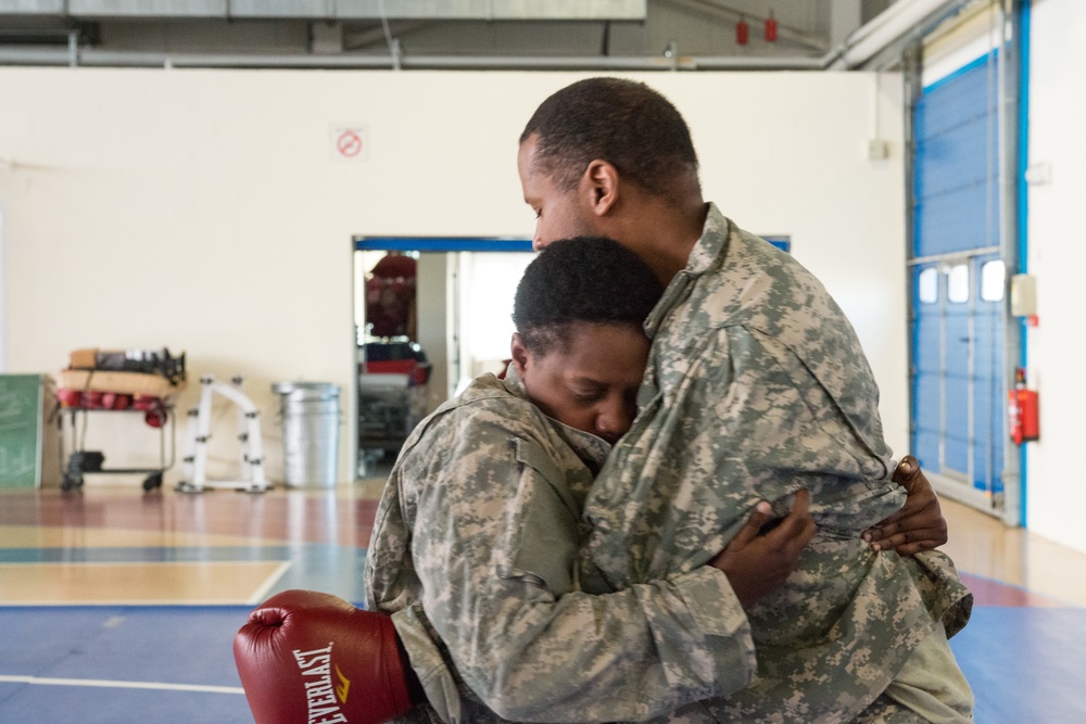 Clinch Drill Basic Combatives Level I, option 3
