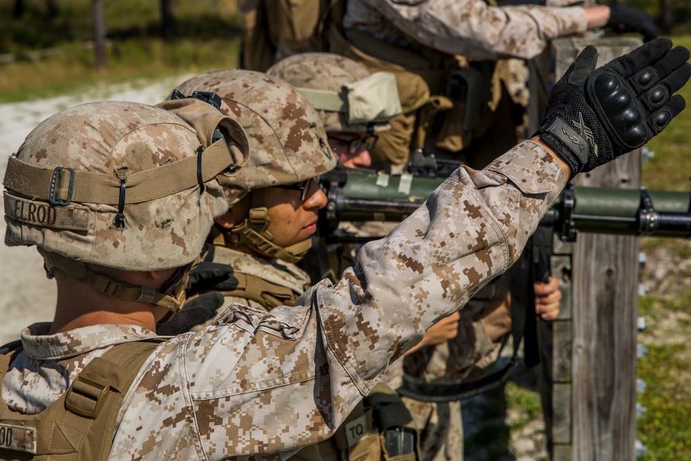 2nd CEB Marines launch weapons proficiency during live-fire training