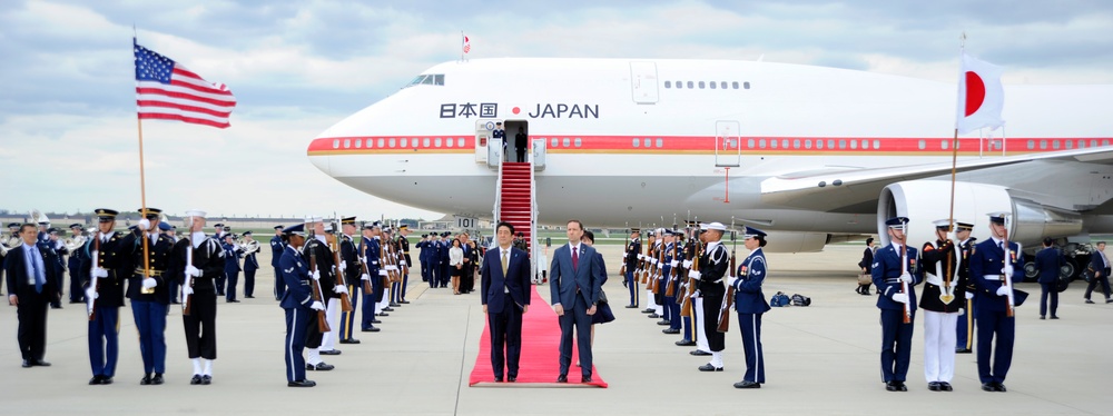 Japanese Prime Minister visits US