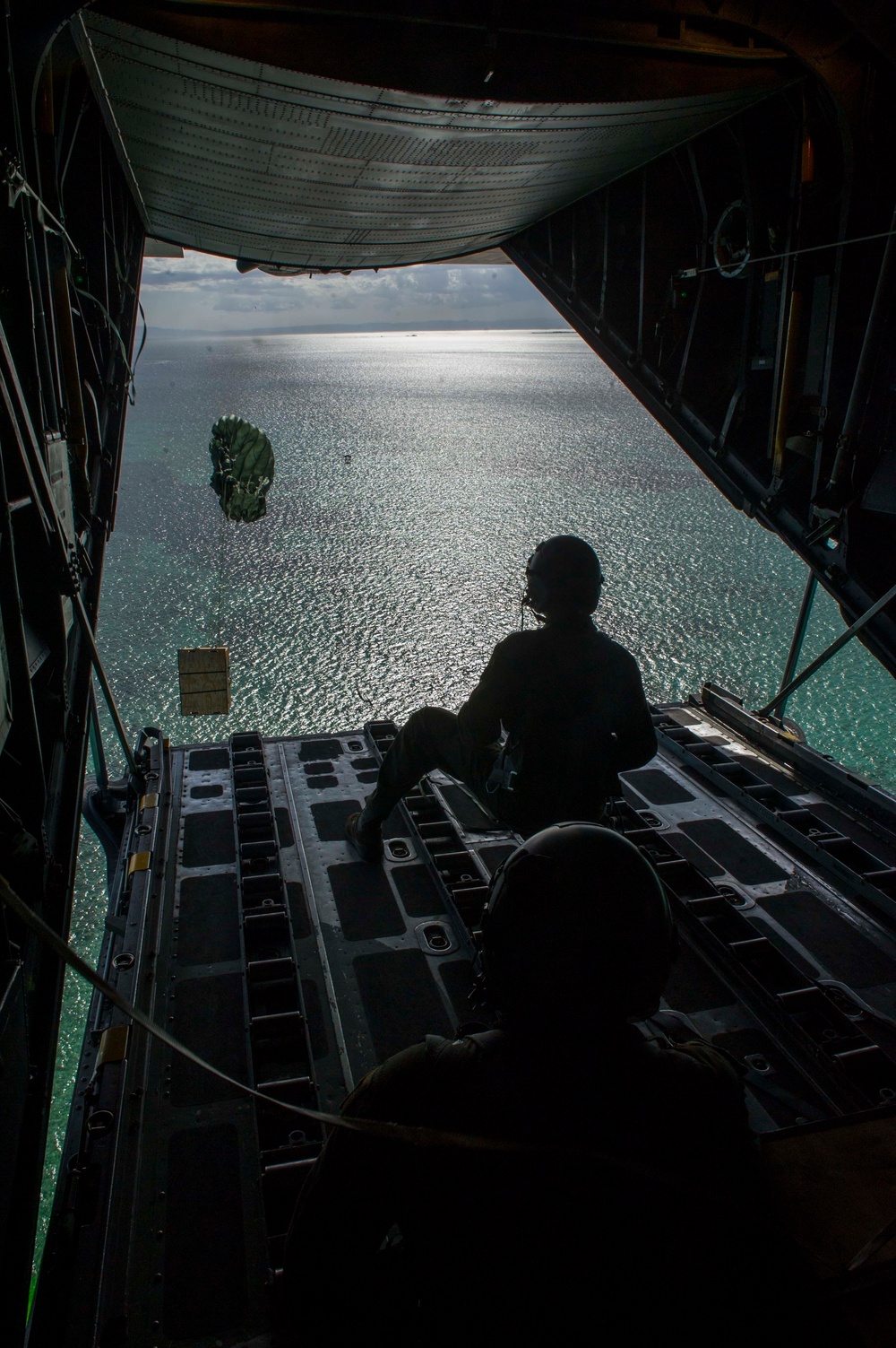 Droppin' cargo during Balikatan 2015