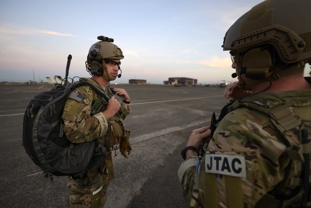 TACP Airmen integrate with PAF forward air controllers