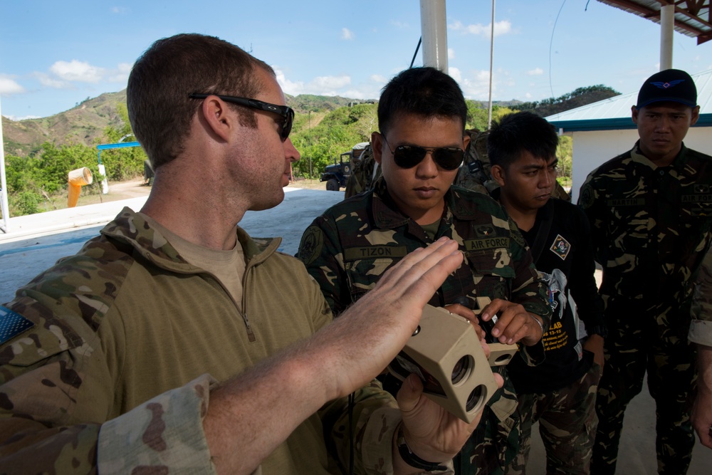 TACP Airmen integrate with PAF forward air controllers