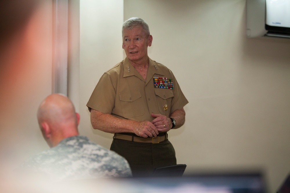 Lt. Gen. Toolan visits joint operation center