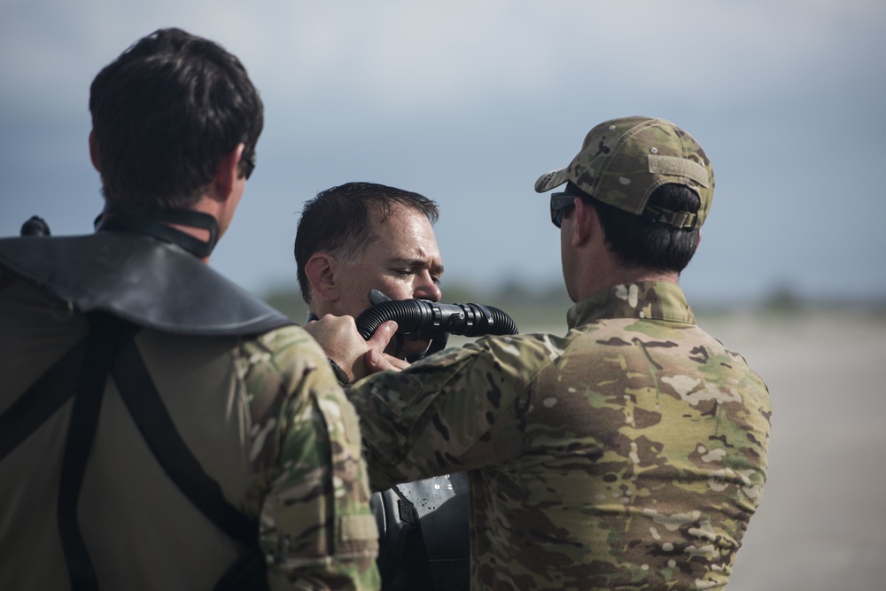 Army National Guard Special Forces combat divers