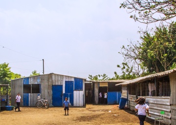 Shack schoolhouse in El Salvador to soon be replaced thanks to U.S., Salvadoran army engineers