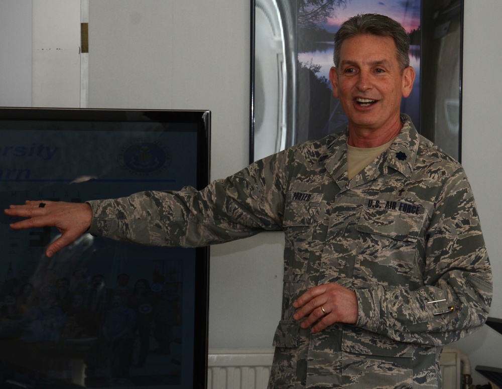 Chaplains, Team Mildenhall join for lunch and learn