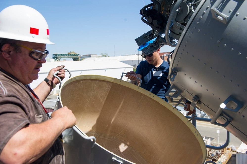 Pre-commissioning Unit Gerald R. Ford Installs Close-in Weapons System (CIWS)