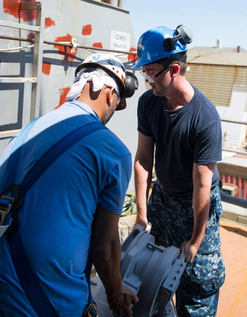 Pre-Commissioning Unit Gerald R. Ford (CVN 78) Installs Close-in Weapons System