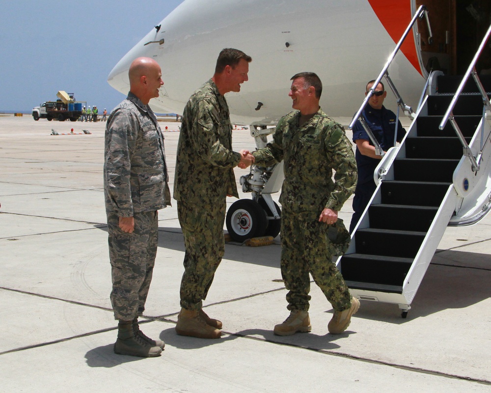 Commandant visits Coast Guardsmen at GTMO