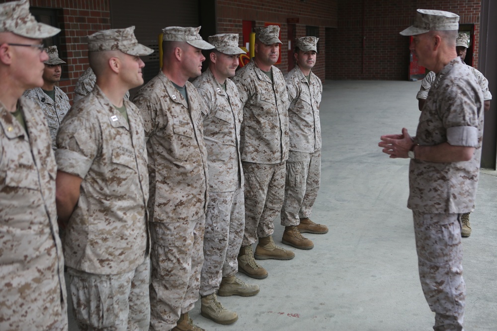 CMC visits 2nd Maintenance Battalion